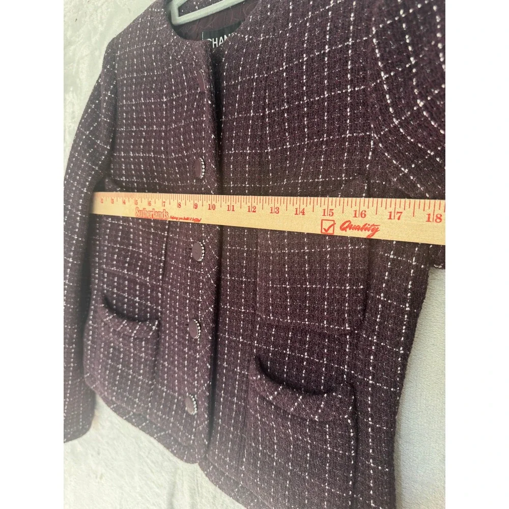 Chanel 02P Plum Purple Tweed Jacket Blazer CC Crystal Buttons FR 42 US 10